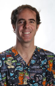 Dr. Martínez